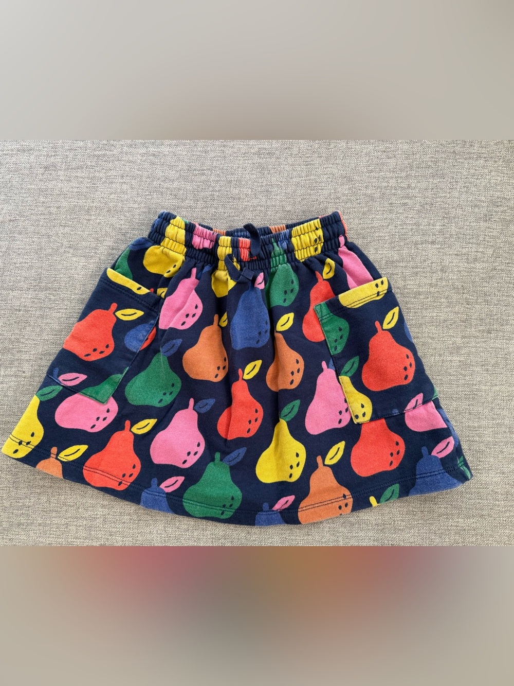 Hanna Andersson cotton Navy Skirt with Bright Pear Print EU 120 Girls 6-7